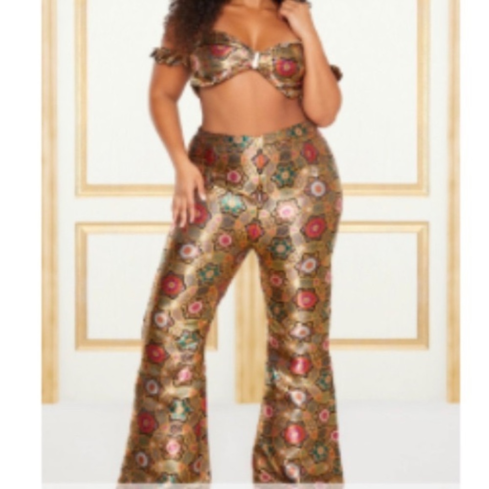 Pretty Little Thing Jacquard set size 16